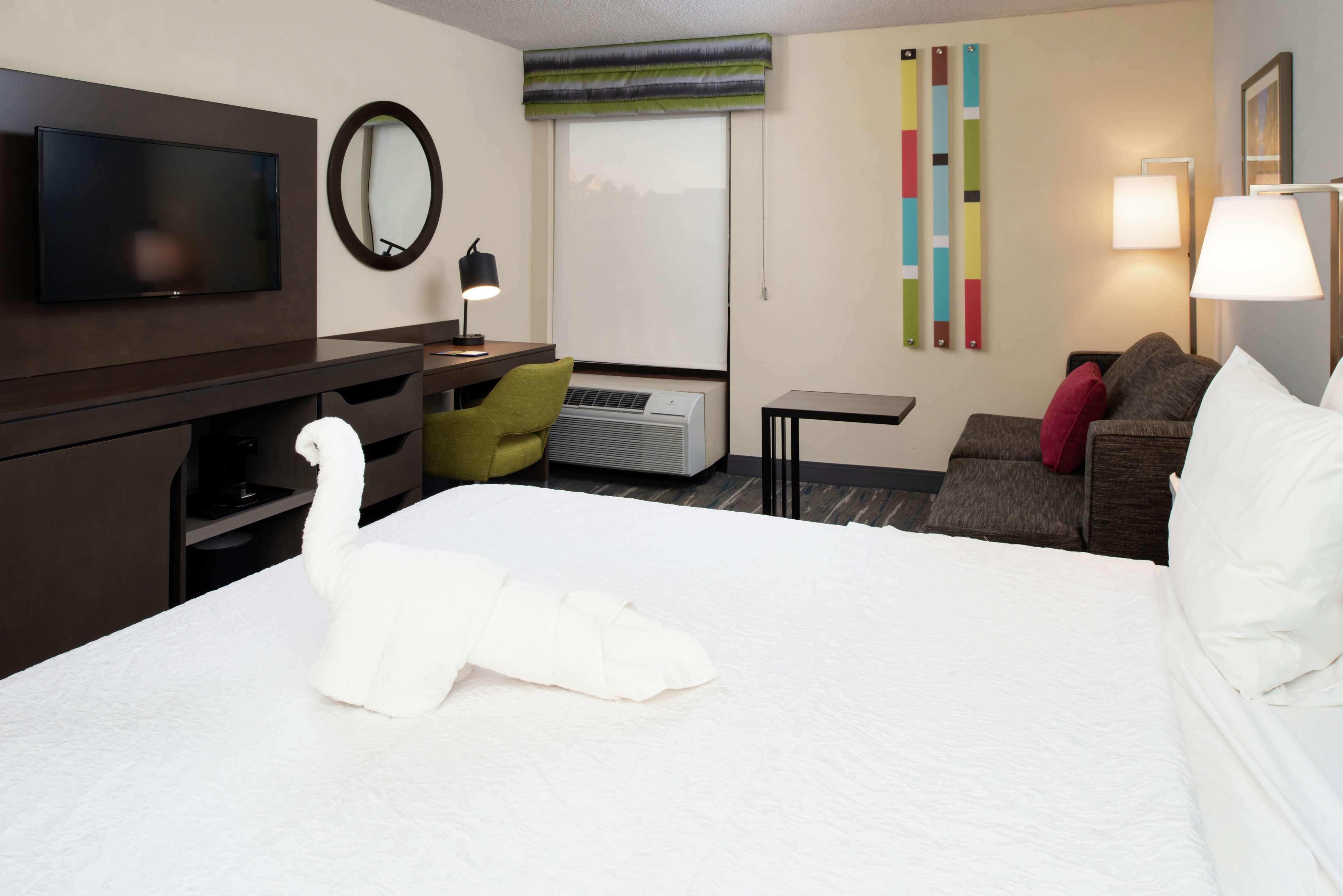 Hampton Inn Greensboro Airport Esterno foto