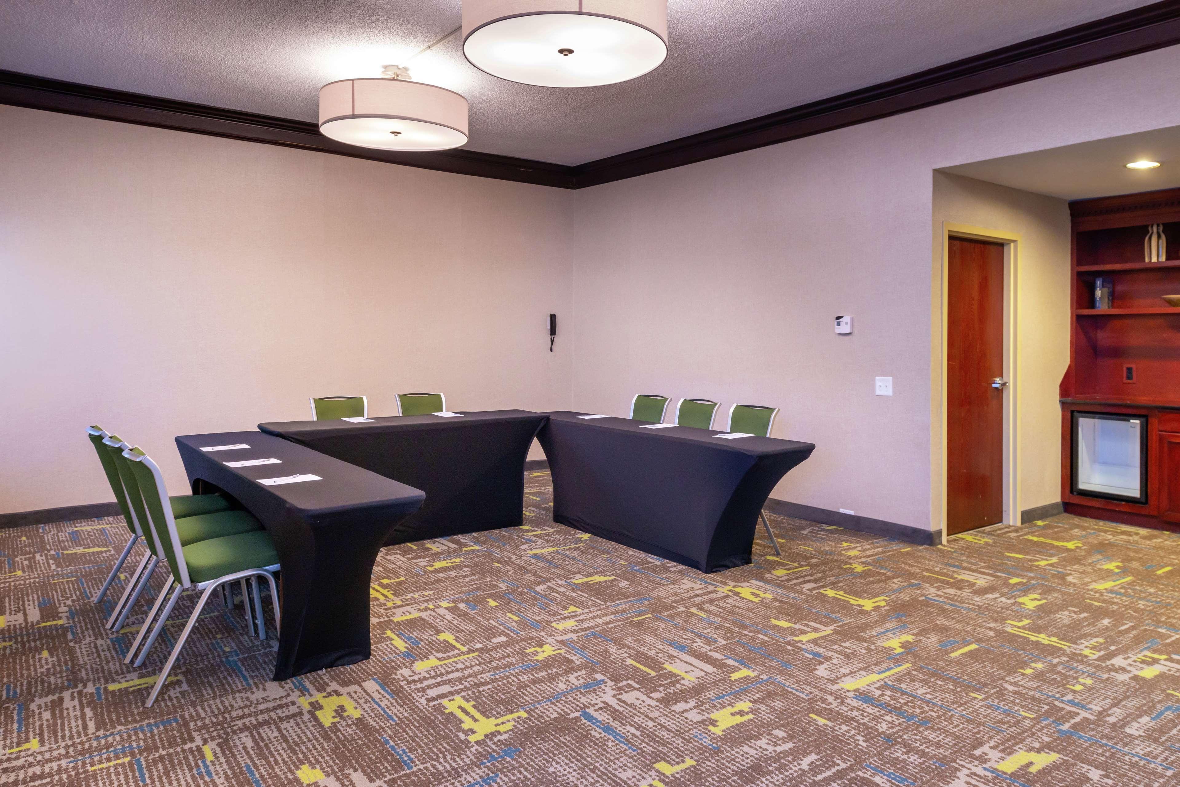 Hampton Inn Greensboro Airport Esterno foto