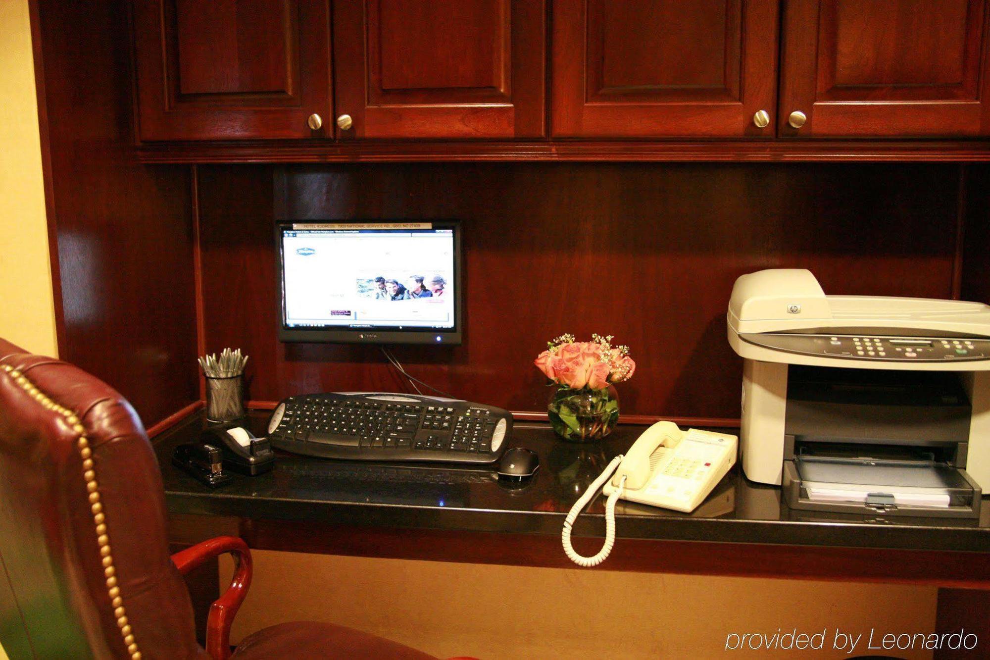 Hampton Inn Greensboro Airport Servizi foto
