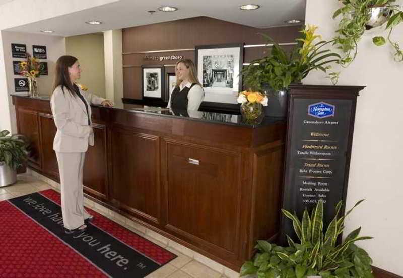 Hampton Inn Greensboro Airport Interno foto